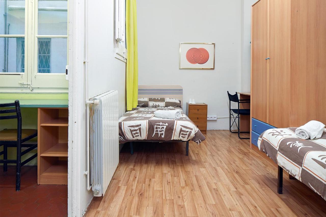 バルセロナB＆B エストゥディアンテス バルメスアパートメント エクステリア 写真